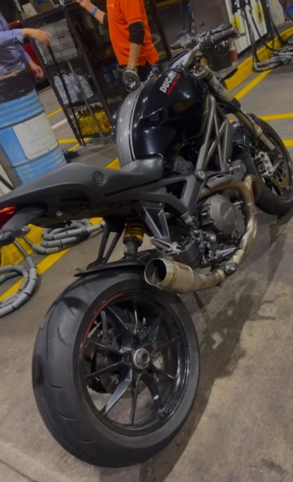 Ducati Monster de Sebastian, detalle